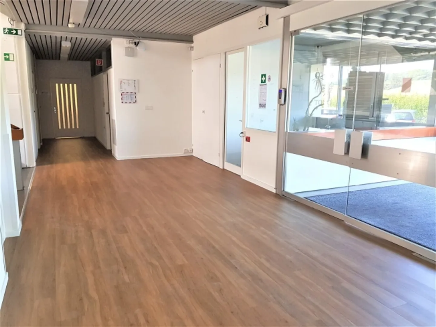 Superficie ufficio di 19 m2 - contratto flessibile - ottima posizione - Foto 5 di 7