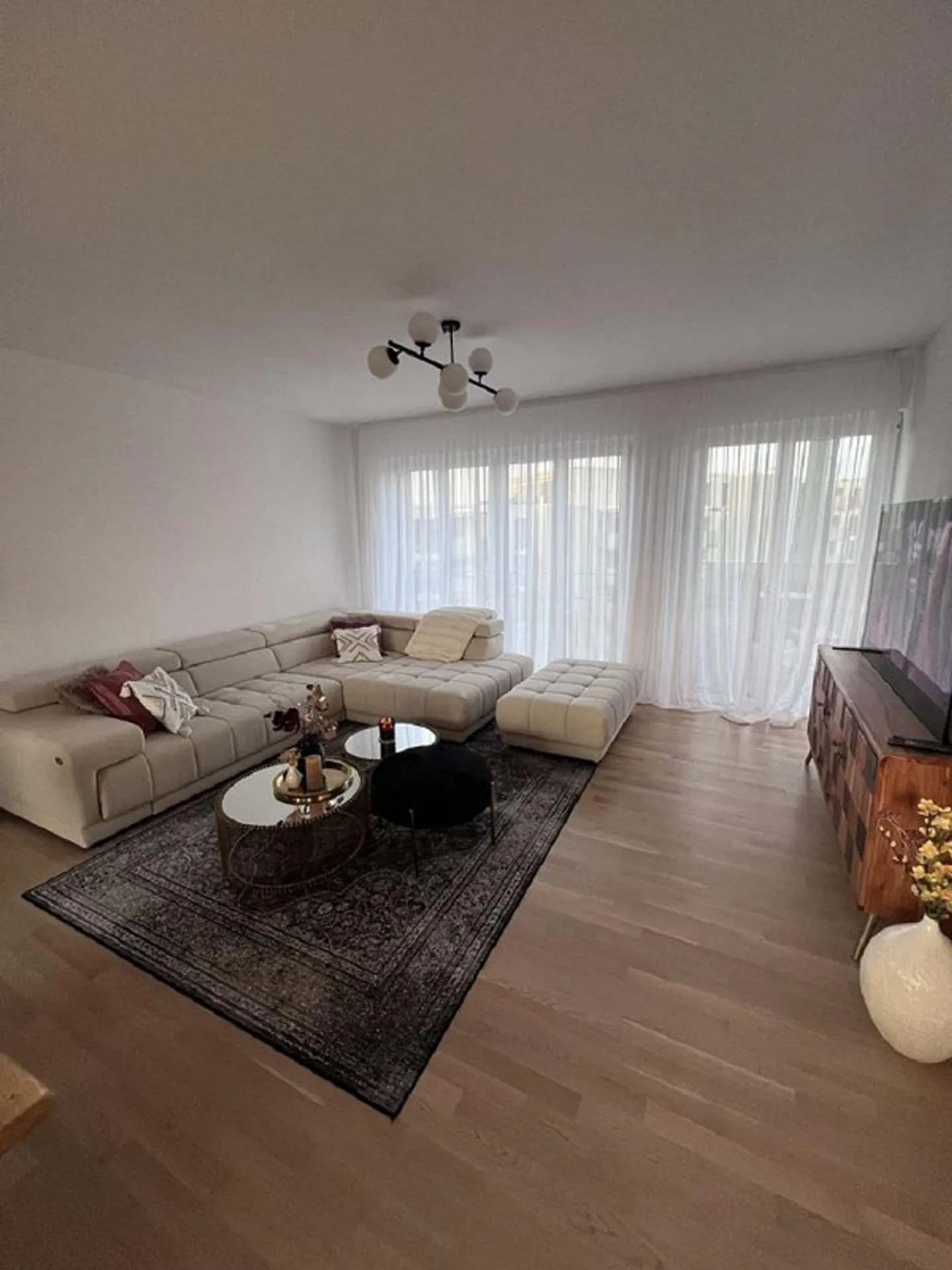 Appartamento 2,5 locali a Wetzikon con balcone - Foto 1 di 8
