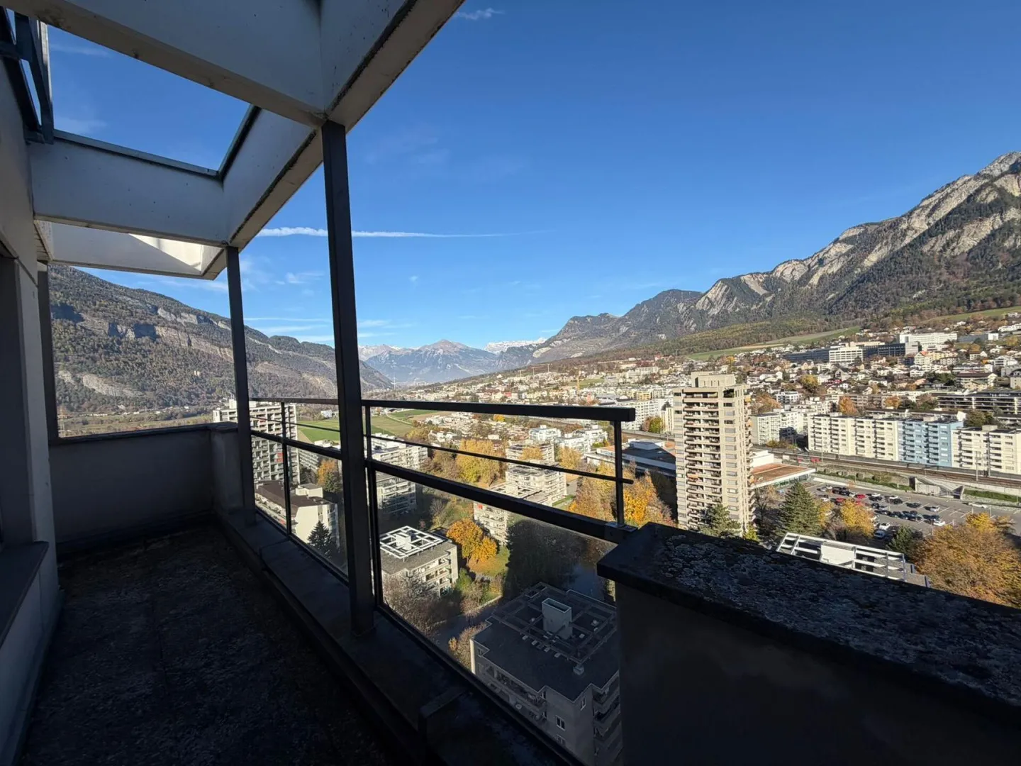 Neu sanierte, helle zwei Zimmer-Wohnung mit herrlicher Aussicht - Foto 14 von 15