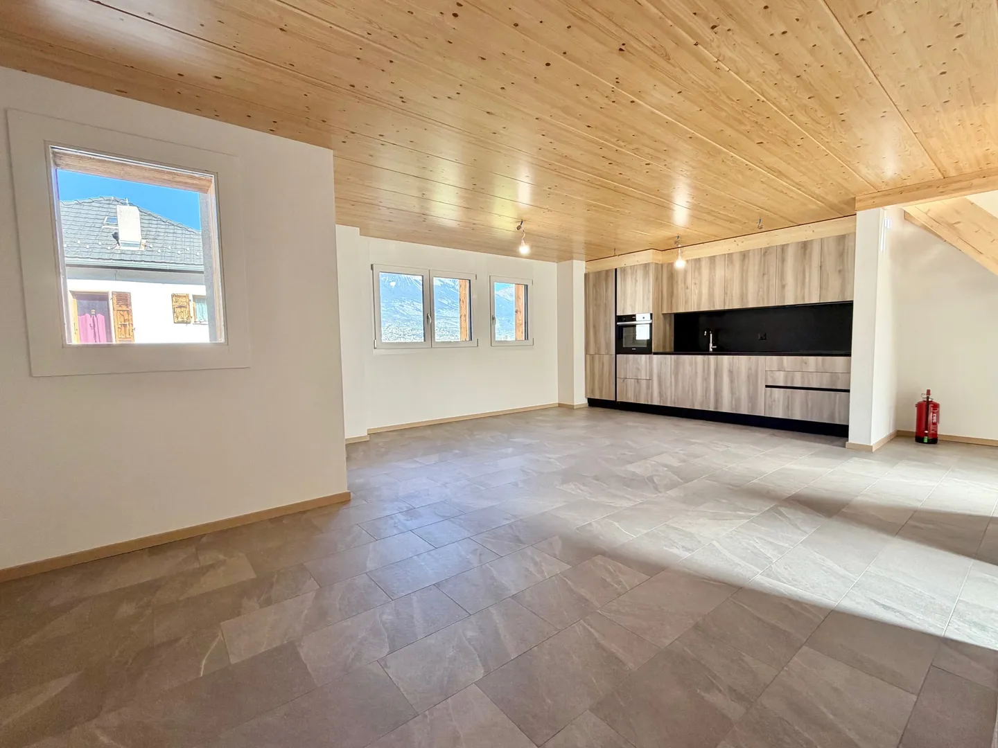 Casa a gradini in vendita - Foto 2 di 12