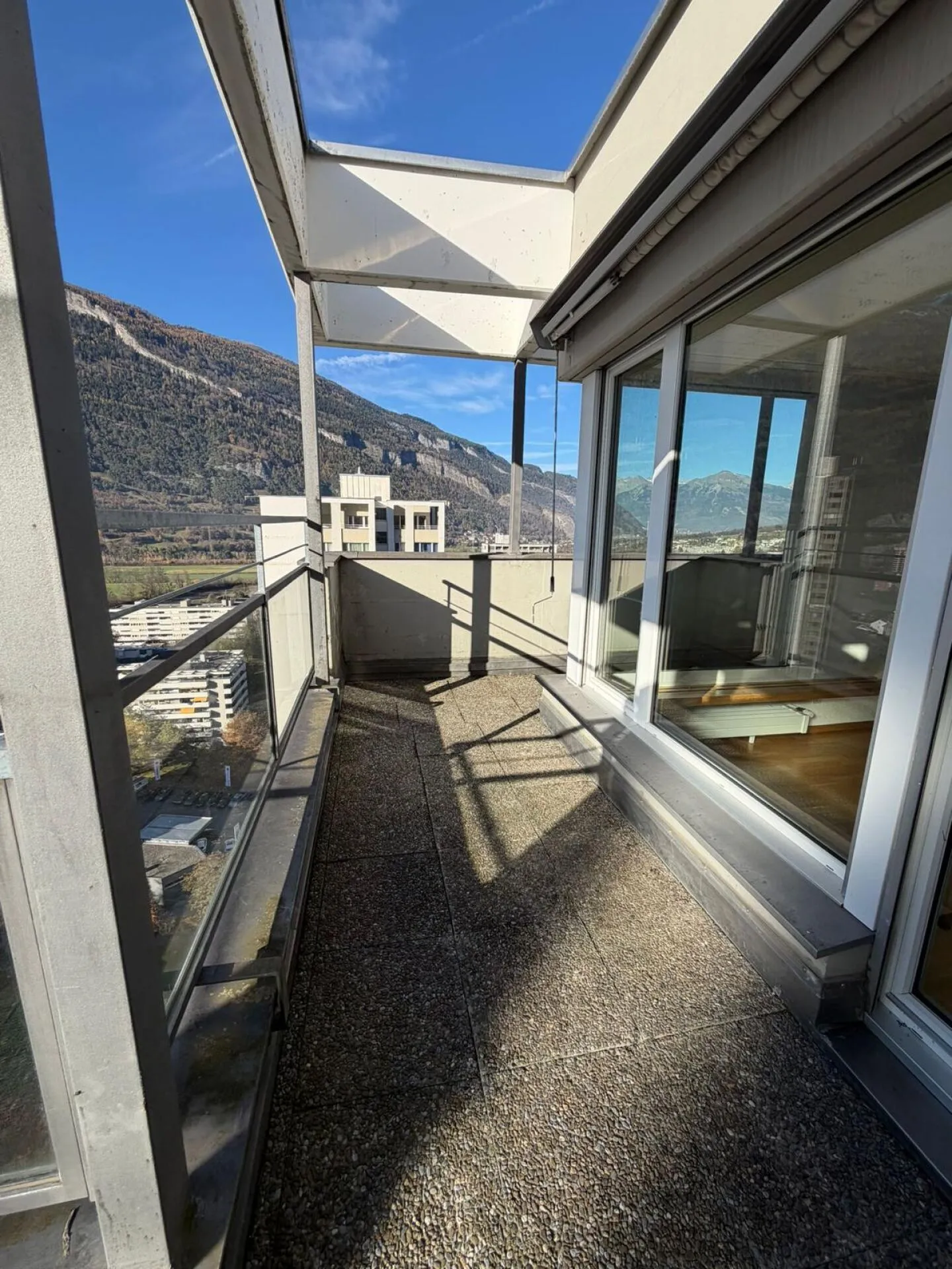 Neu sanierte, helle zwei Zimmer-Wohnung mit herrlicher Aussicht - Foto 12 von 15