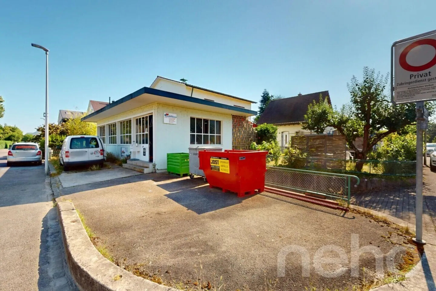 Spacious House with Garden, Garage & Plenty of Space for Family & Office - Photo 2 of 12