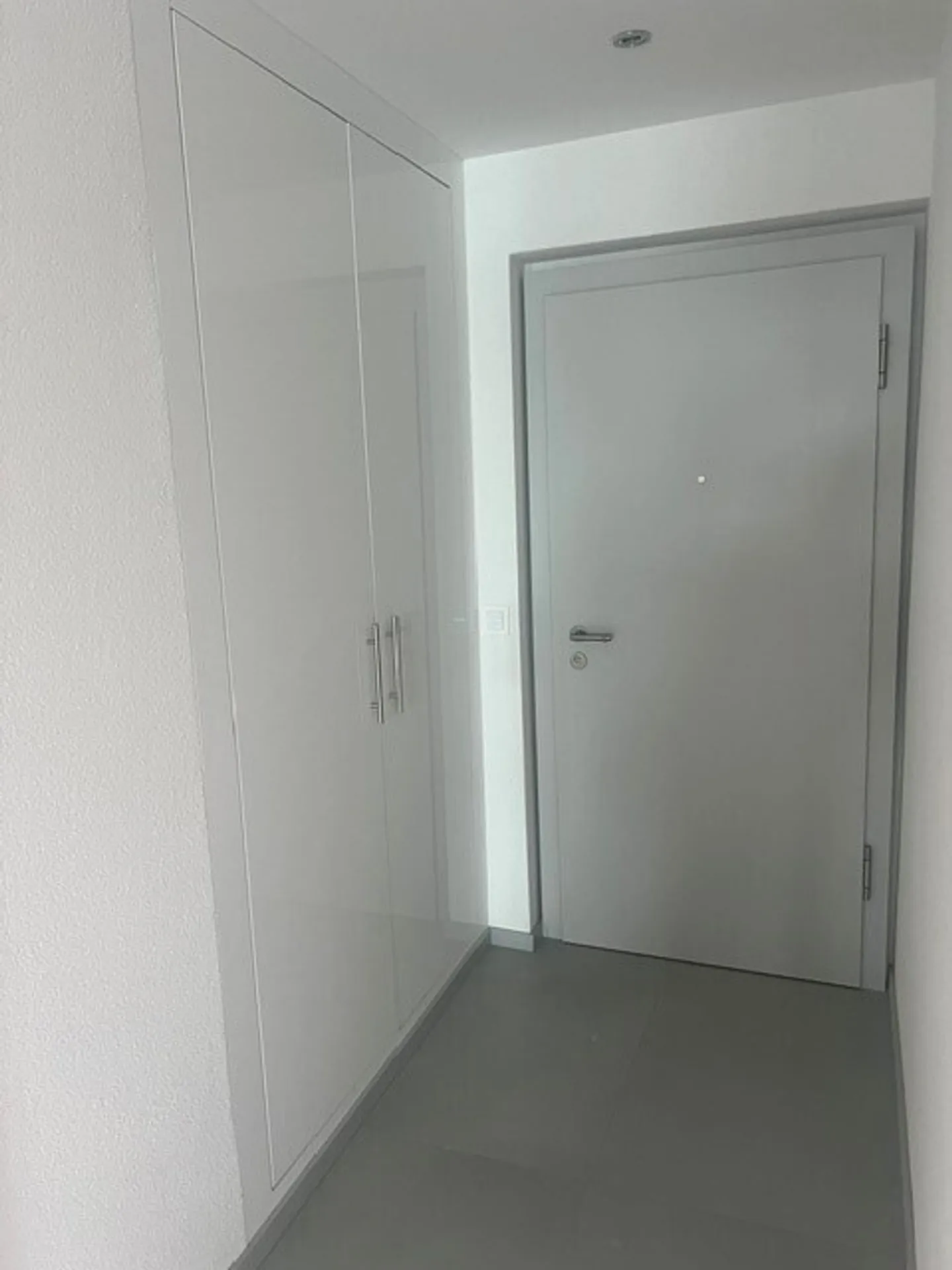Modernes 3.5 Zimmer Apartment - Foto 5 von 10