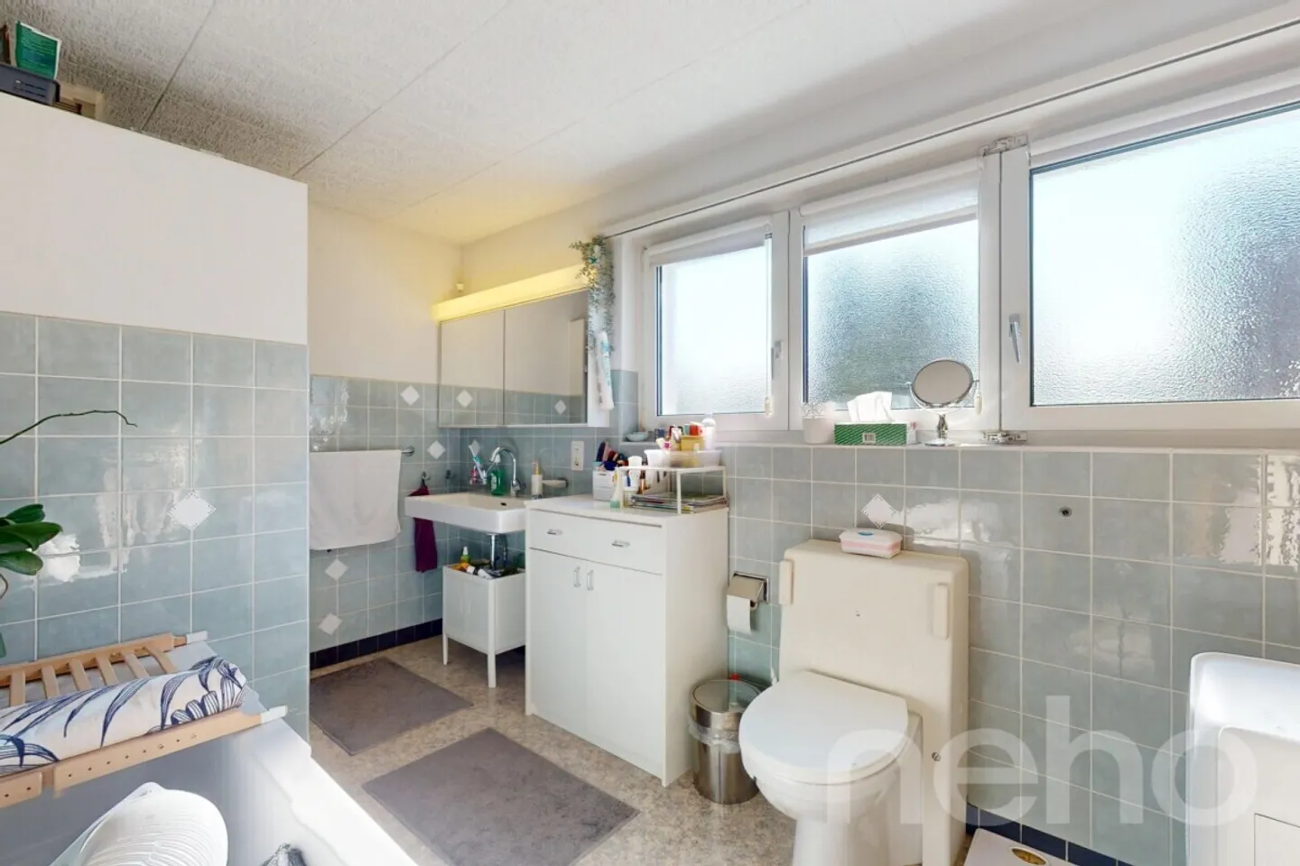 Spacious House with Garden, Garage & Plenty of Space for Family & Office - Photo 9 of 12