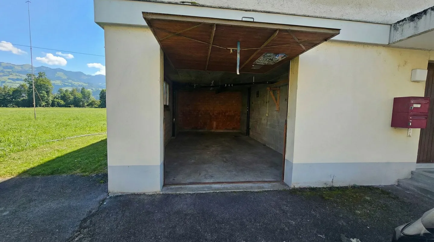 Multiple Garage Boxes - Photo 1 of 1