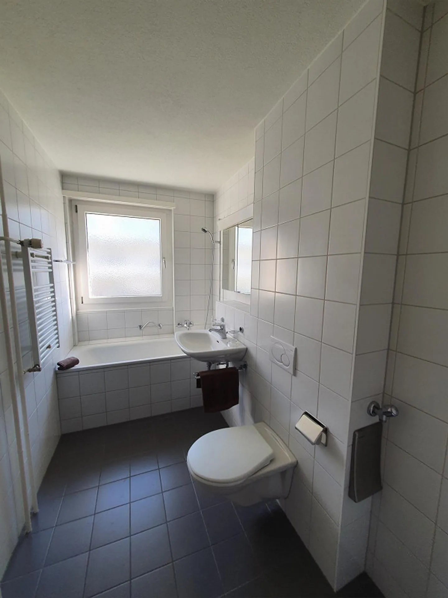 Appartement lumineux de 3,5 pièces à Zug - Photo 9 sur 11