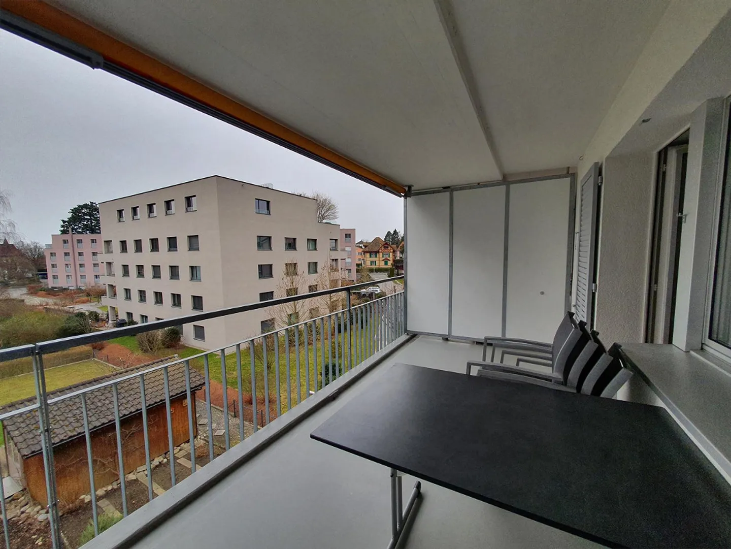 Appartement lumineux de 3,5 pièces à Zug - Photo 10 sur 11