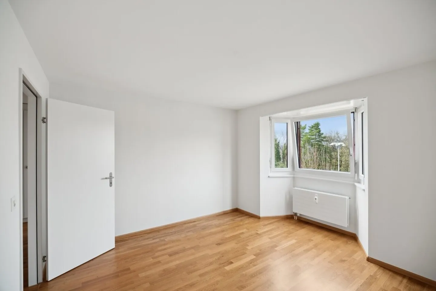 Modernes Apartment in Arlesheim - Foto 8 von 12