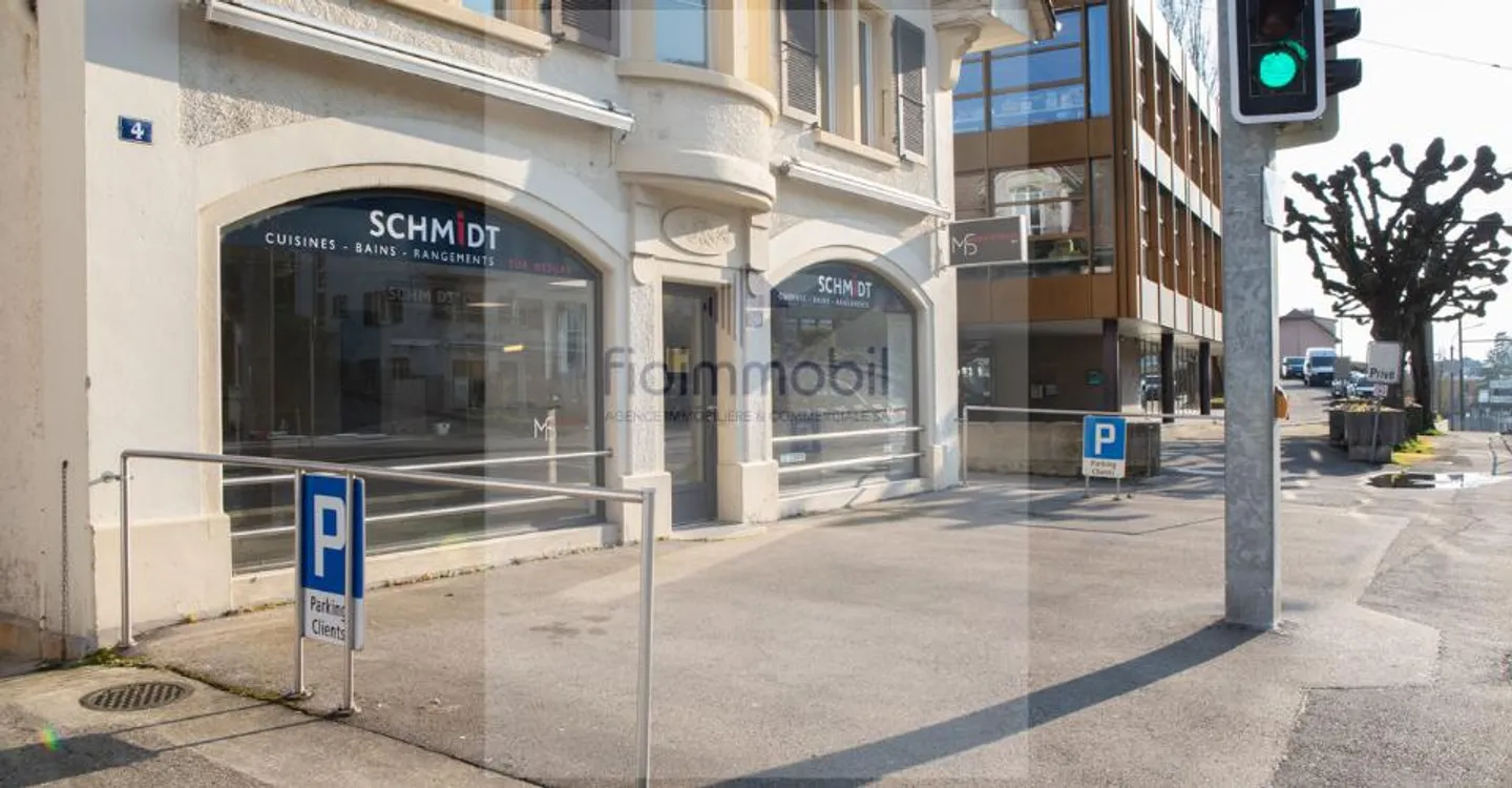 An iconic address in the heart of La Coudre - Photo 1 of 11