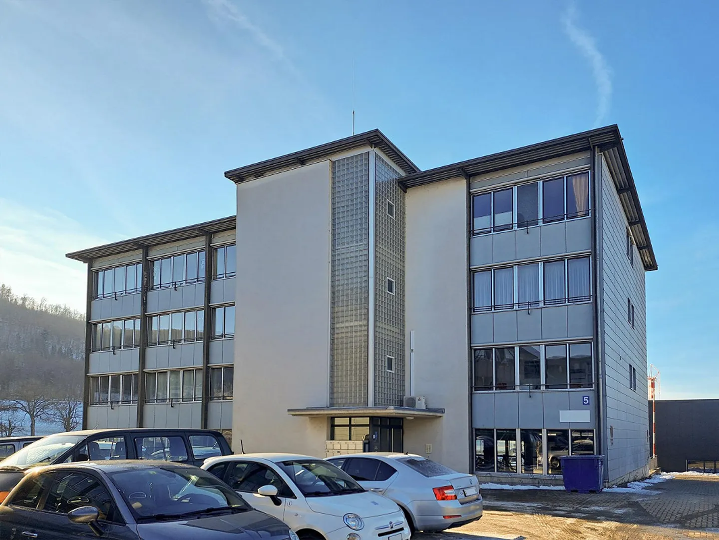 Bureaux spacieux 200m2 - Photo 2 sur 11