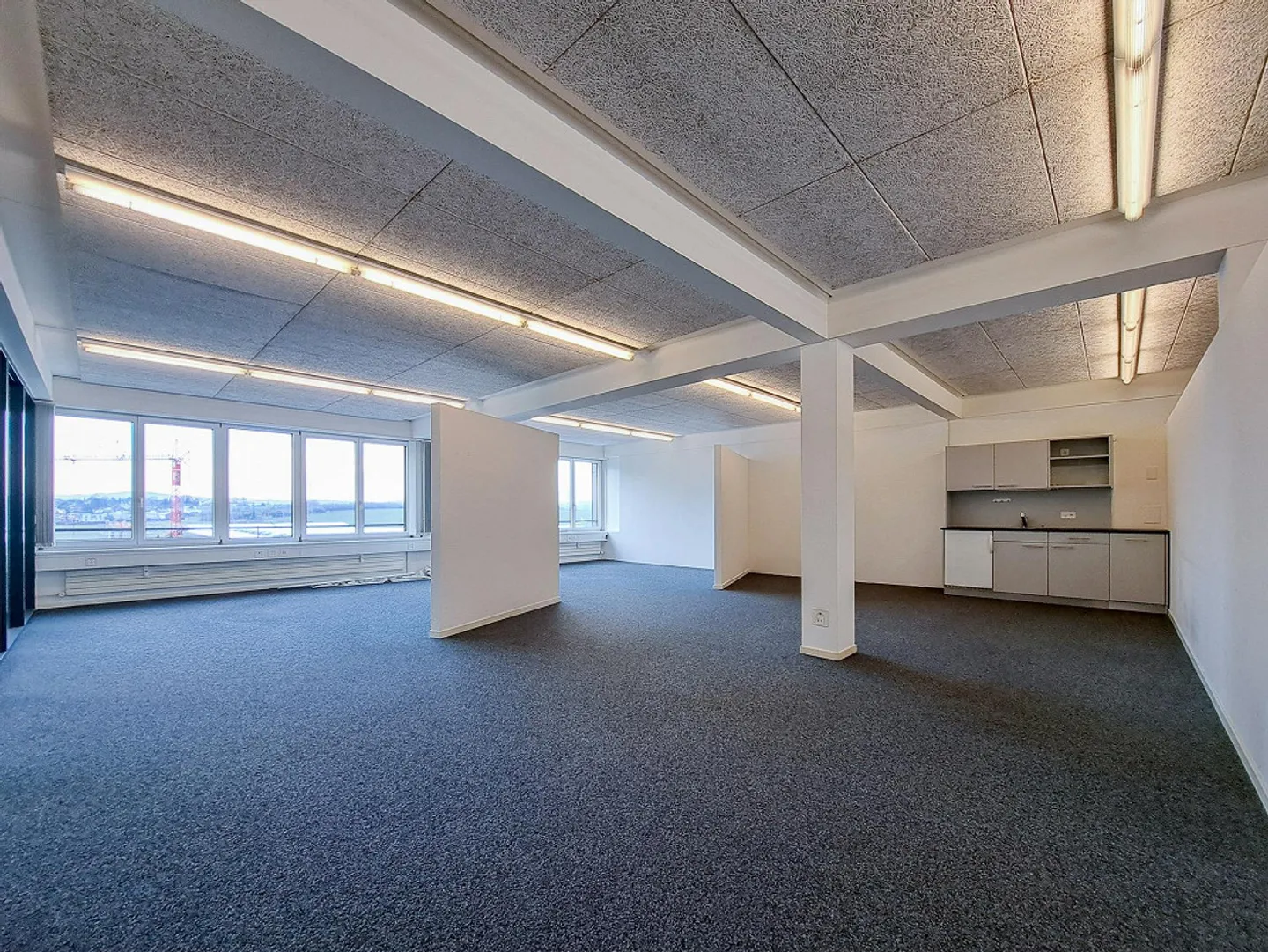 Bureaux spacieux 200m2 - Photo 5 sur 11