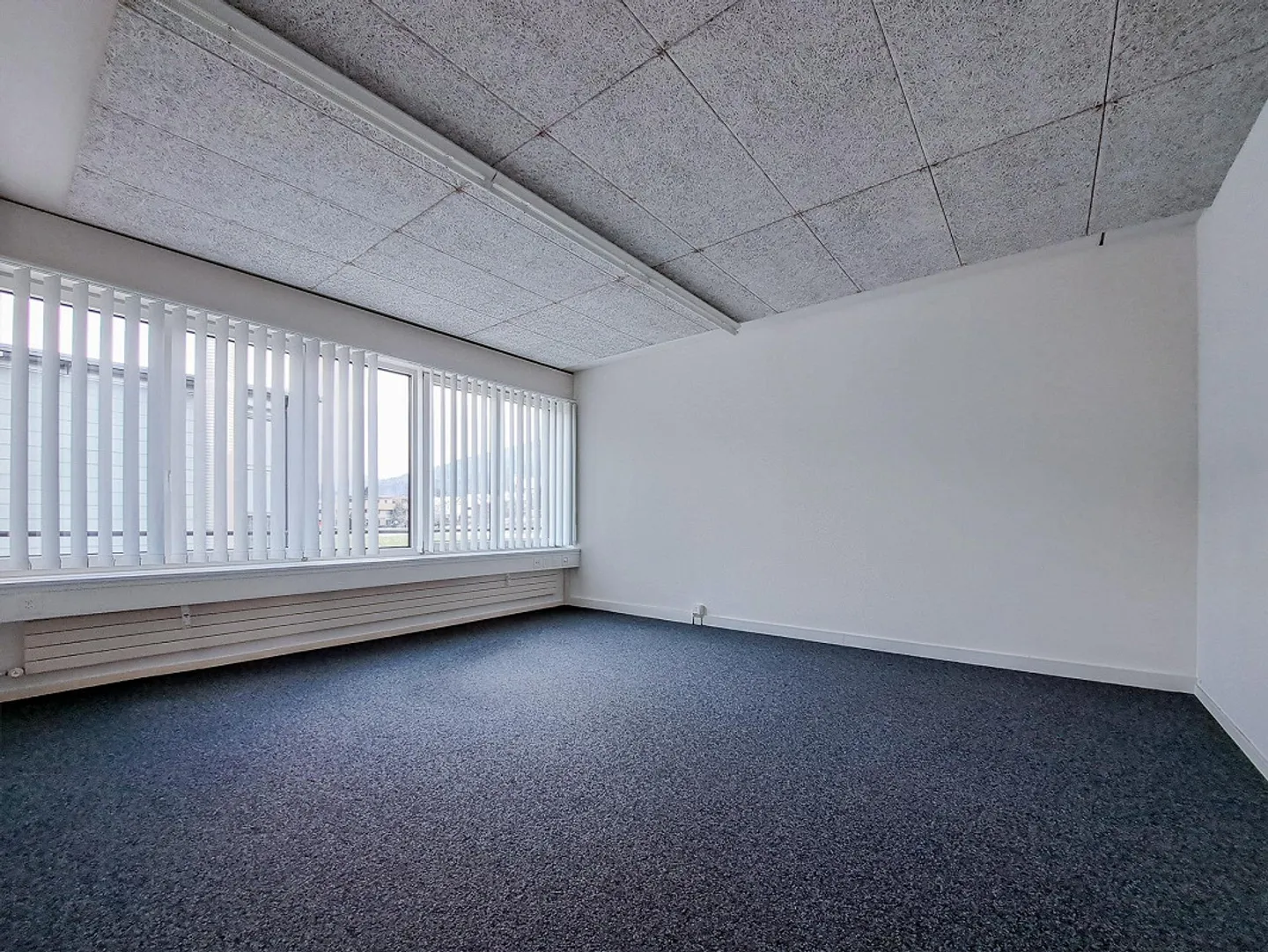 Bureaux spacieux 200m2 - Photo 7 sur 11