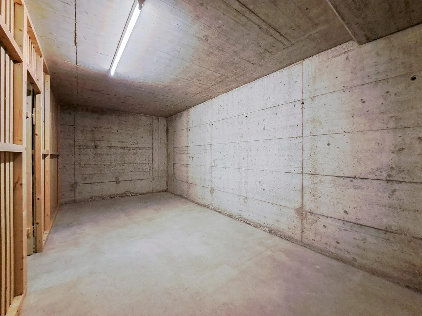 Bureaux spacieux 200m2 - Photo 11 sur 11