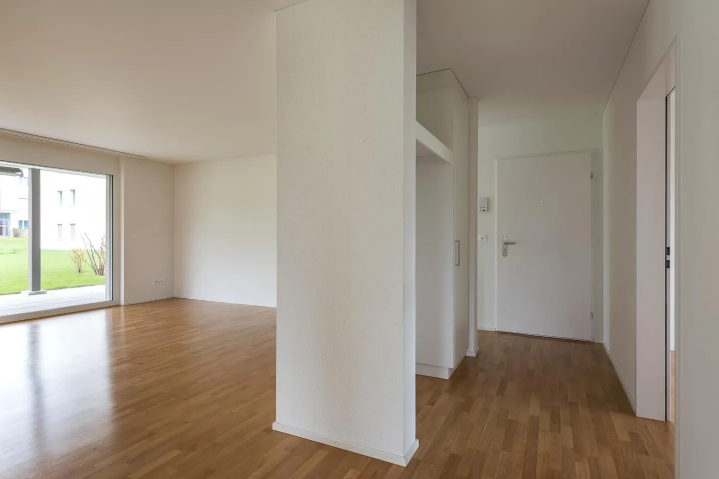 Attic apartment in a quiet neighborhood! - Photo 6 of 6