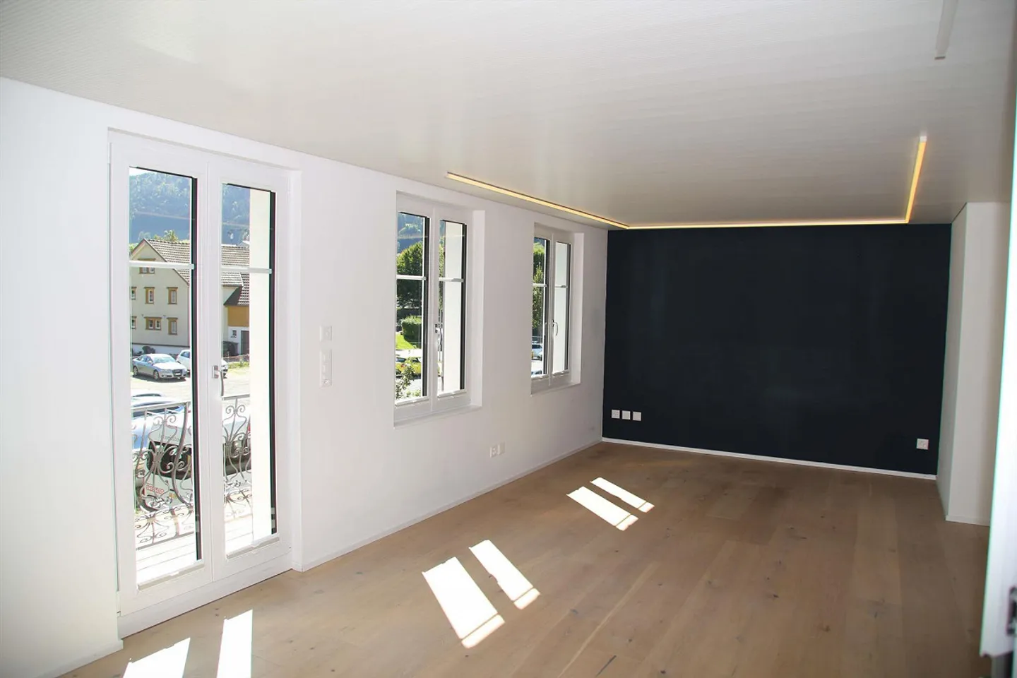 Appartement de 5,5 pièces fraîchement rénové dans le village d'Appenzell - Photo 3 sur 15