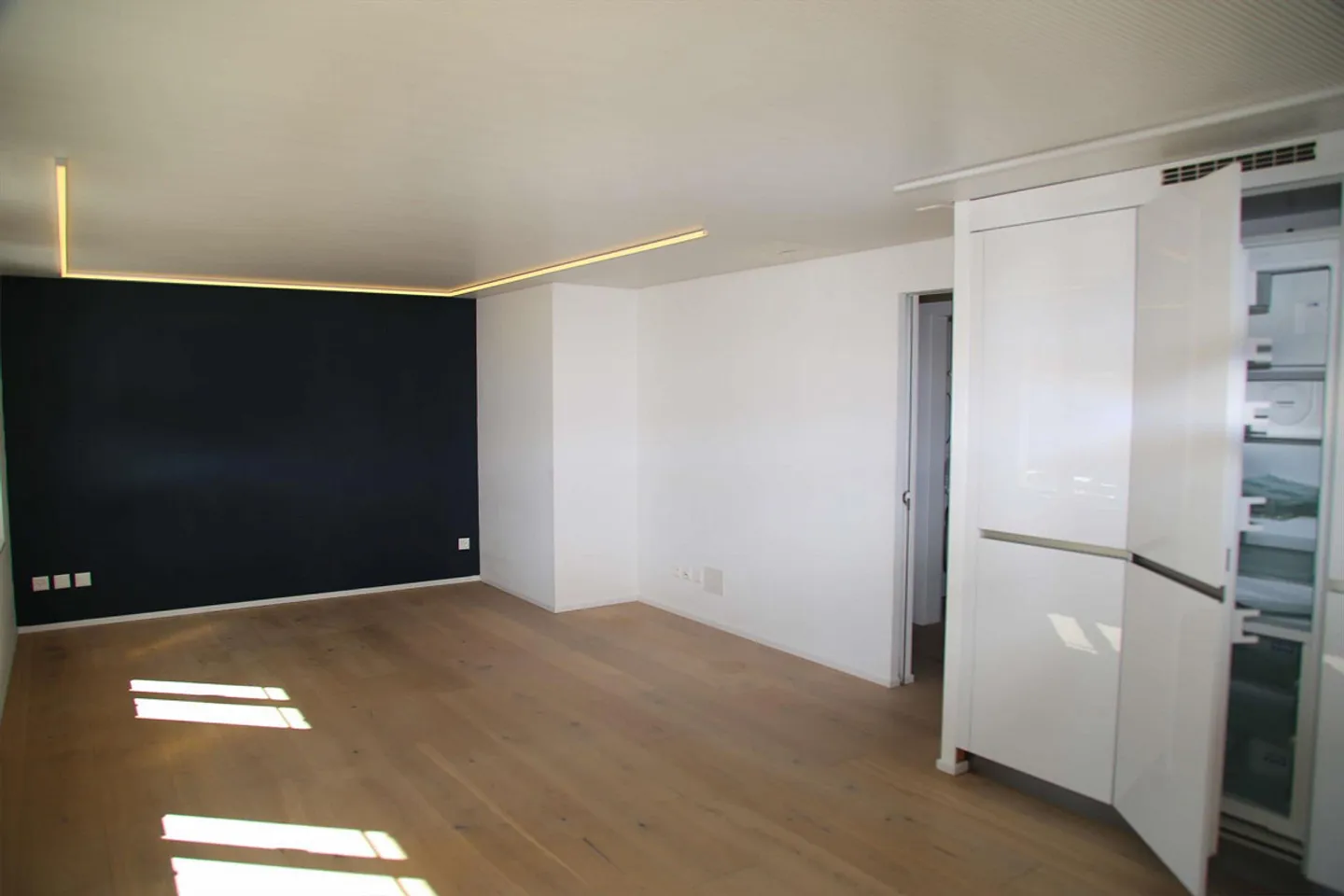 Appartement de 5,5 pièces fraîchement rénové dans le village d'Appenzell - Photo 4 sur 15