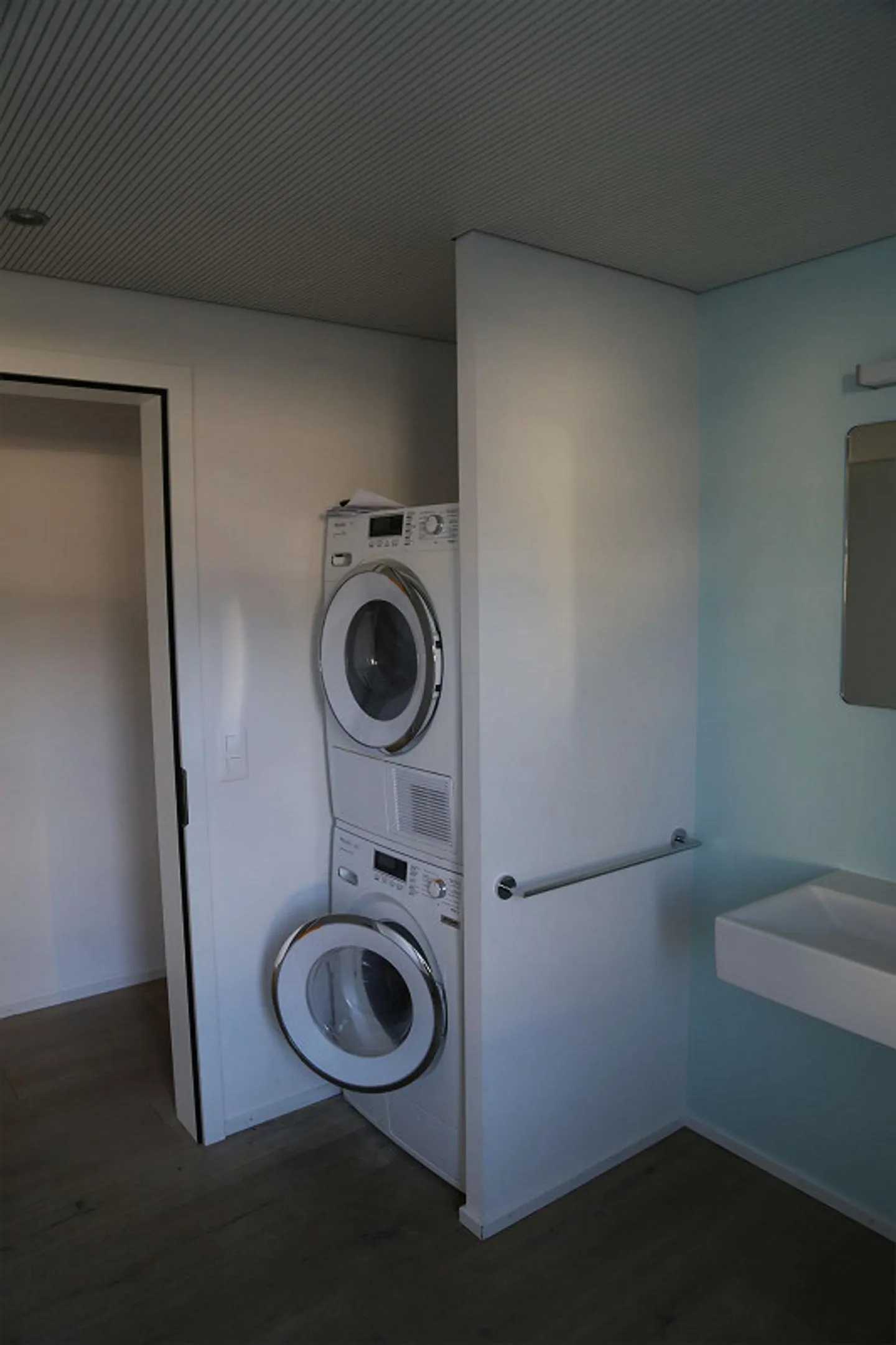 Appartement de 5,5 pièces fraîchement rénové dans le village d'Appenzell - Photo 15 sur 15