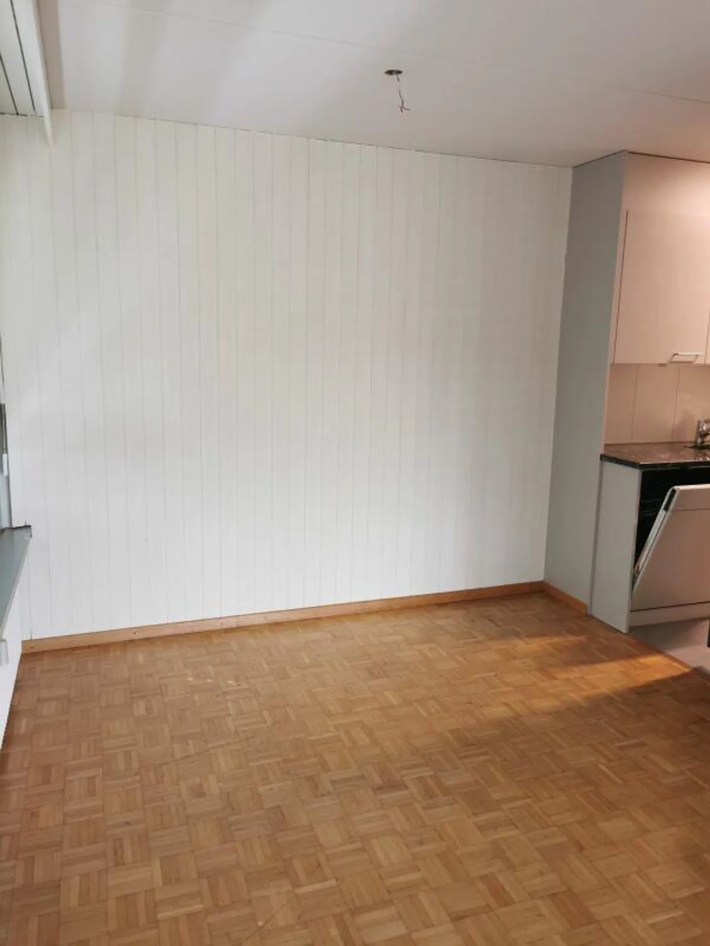 Appartement soigneusement conçu dans un endroit calme avec un caractère distinctif - Photo 8 sur 11