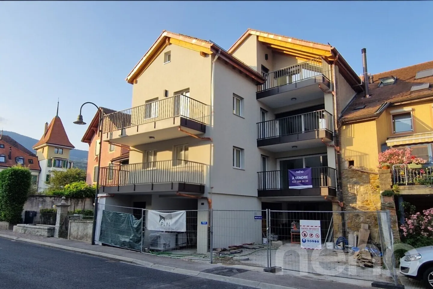 3.5 room luxury apartment with private elevator in Champagne - Photo 10 of 13