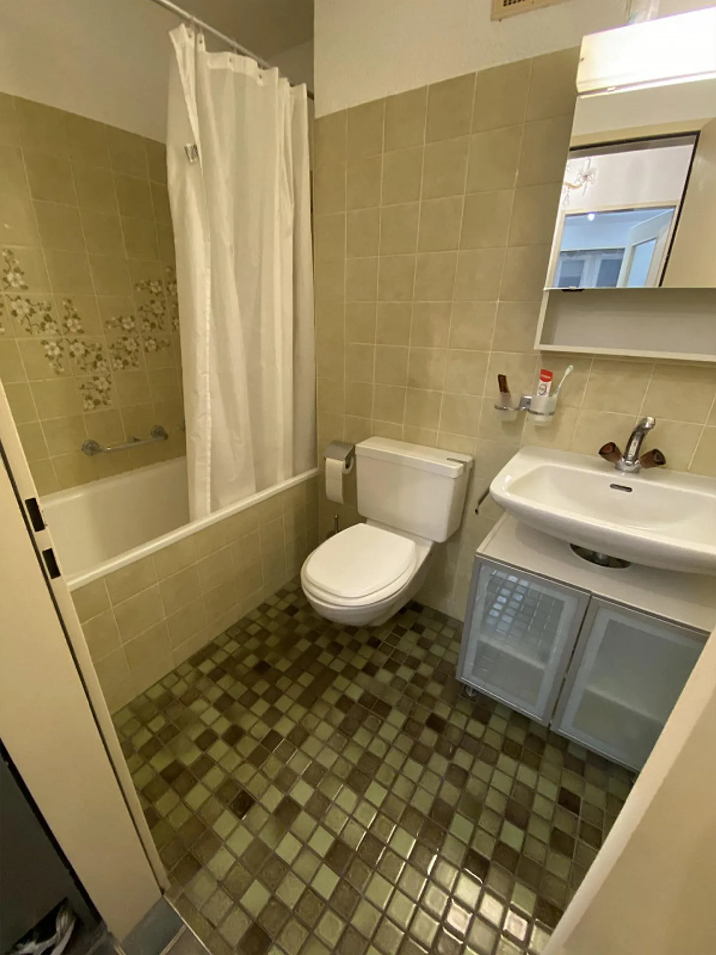 Appartamento 2.0 stanze a Zurigo - Foto 9 di 10