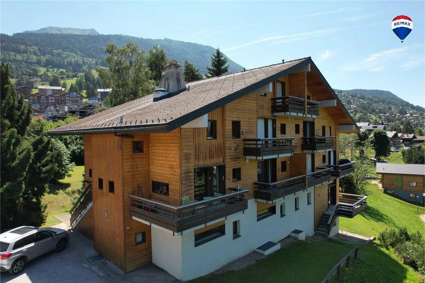 Appartement traversant de 2 pièces - Photo 1 sur 13