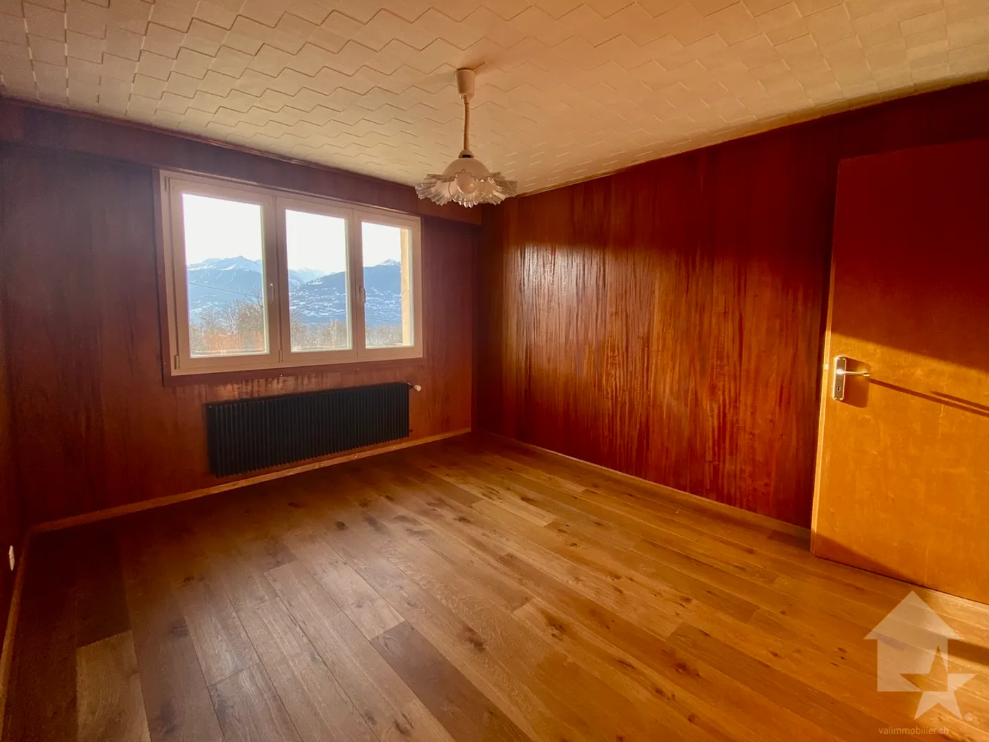 Charming House with Development Potential - Photo 10 of 13
