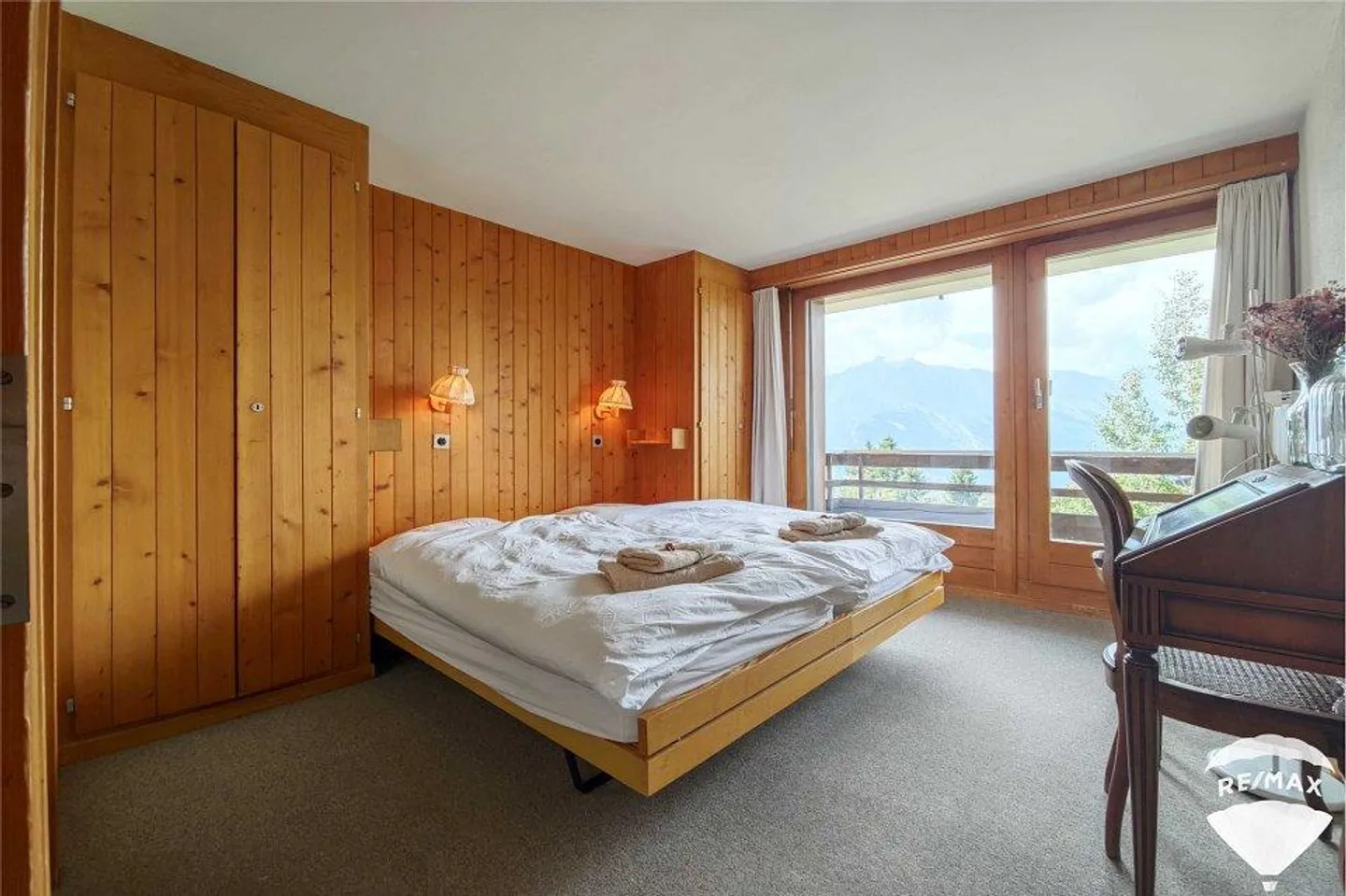 Appartement traversant de 2 pièces - Photo 3 sur 13