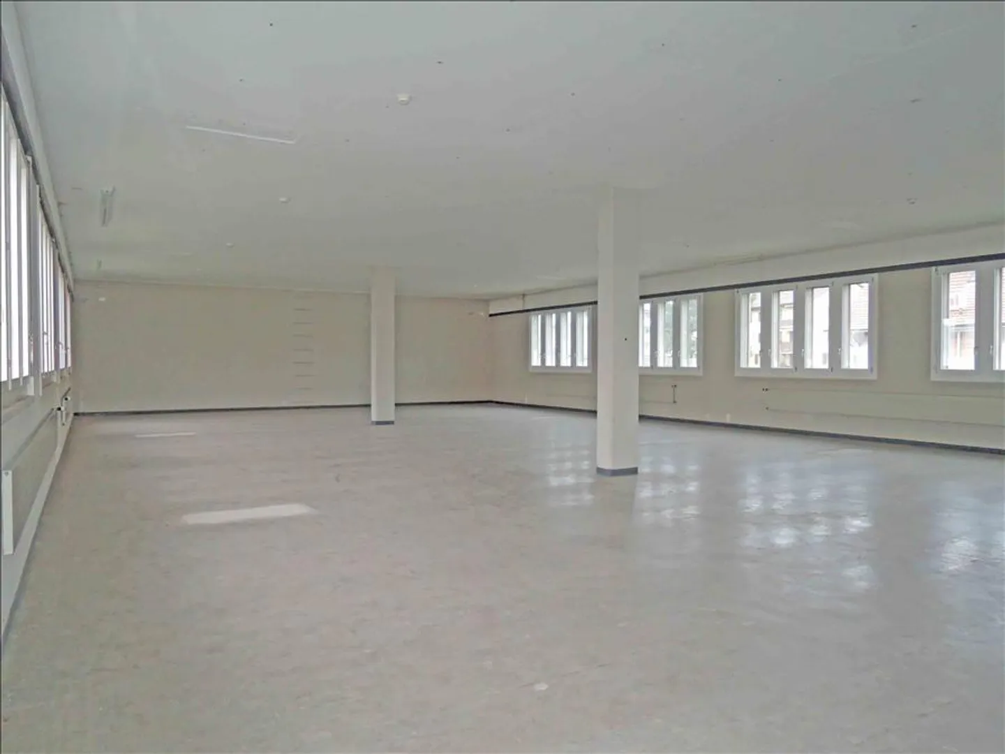 Vielseitige Gewerbefläche - Foto 3 von 5