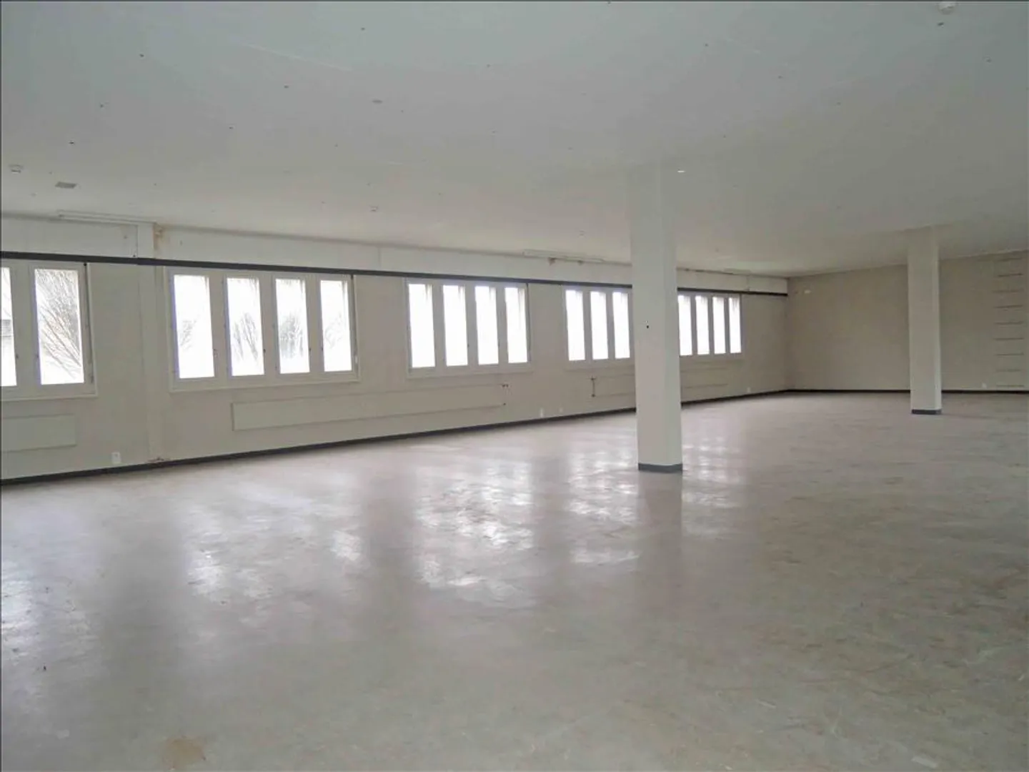 Vielseitige Gewerbefläche - Foto 2 von 5