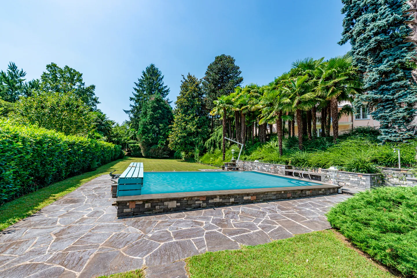 Elegante proprietà immersa nei vigneti di Agno - Foto 4 di 18