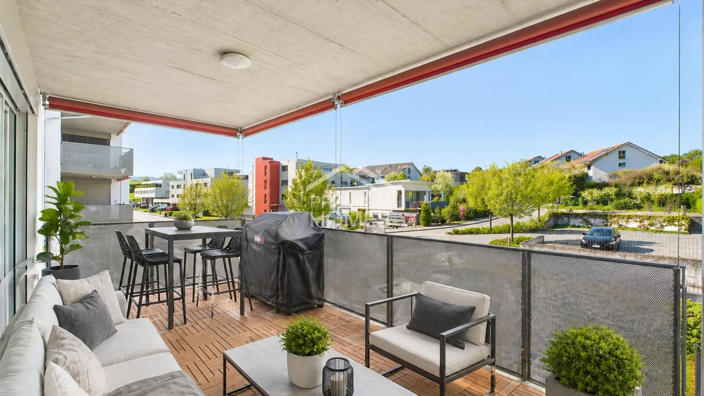 Family-Friendly Apartment - Photo 10 of 13
