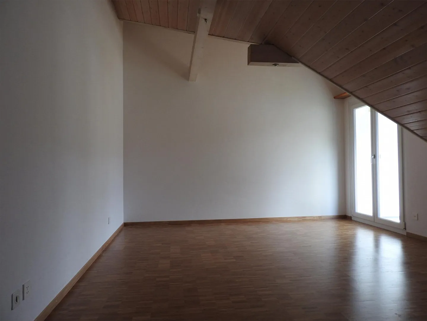 Appartamento attico attraente - Foto 6 di 6