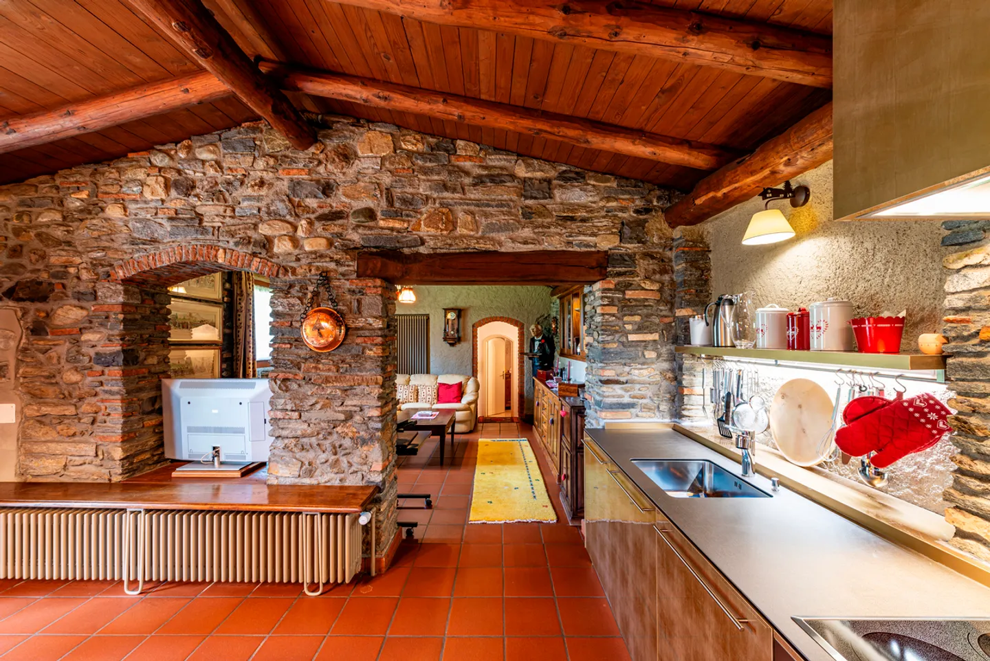 Elegante proprietà immersa nei vigneti di Agno - Foto 17 di 18