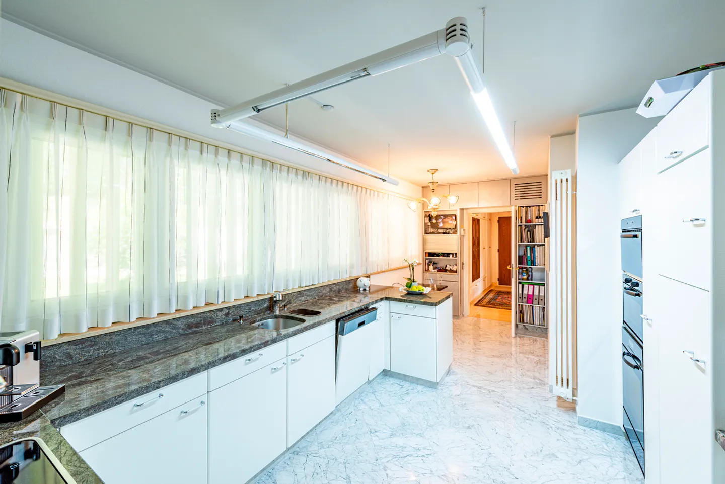 Elegante proprietà immersa nei vigneti di Agno - Foto 13 di 18