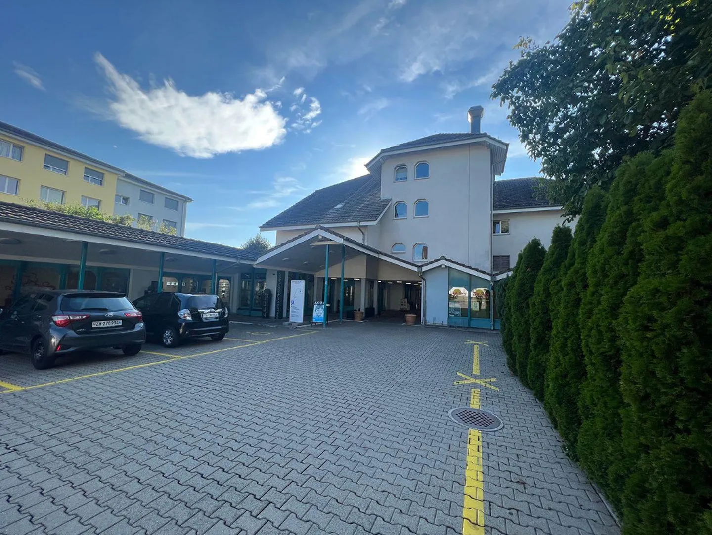 Ampio sottotetto in affitto a Embrach - Foto 1 di 6