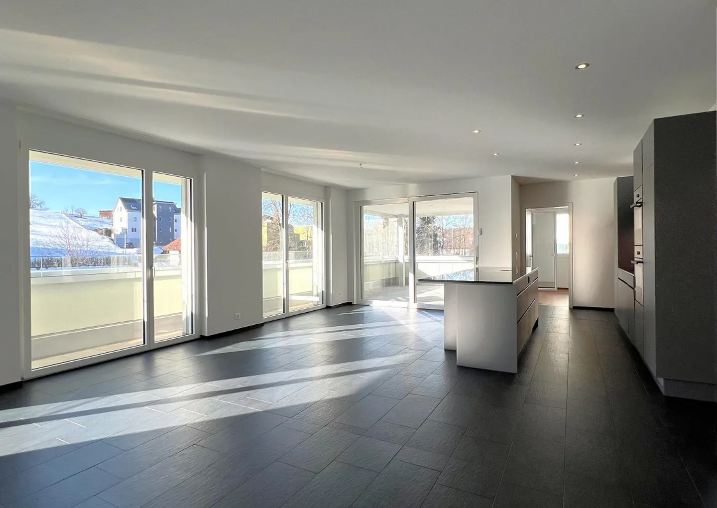 Appartamento di charme, centrale e vicino alla natura - Foto 3 di 10