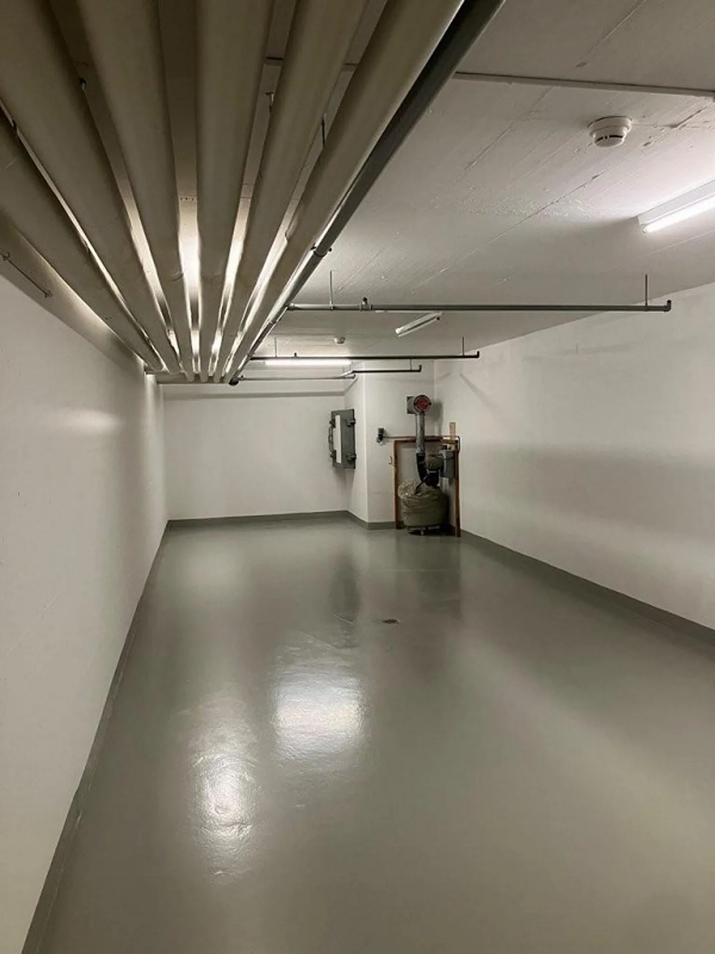 Spazio di stoccaggio nel cuore di Zurigo! - Foto 3 di 4