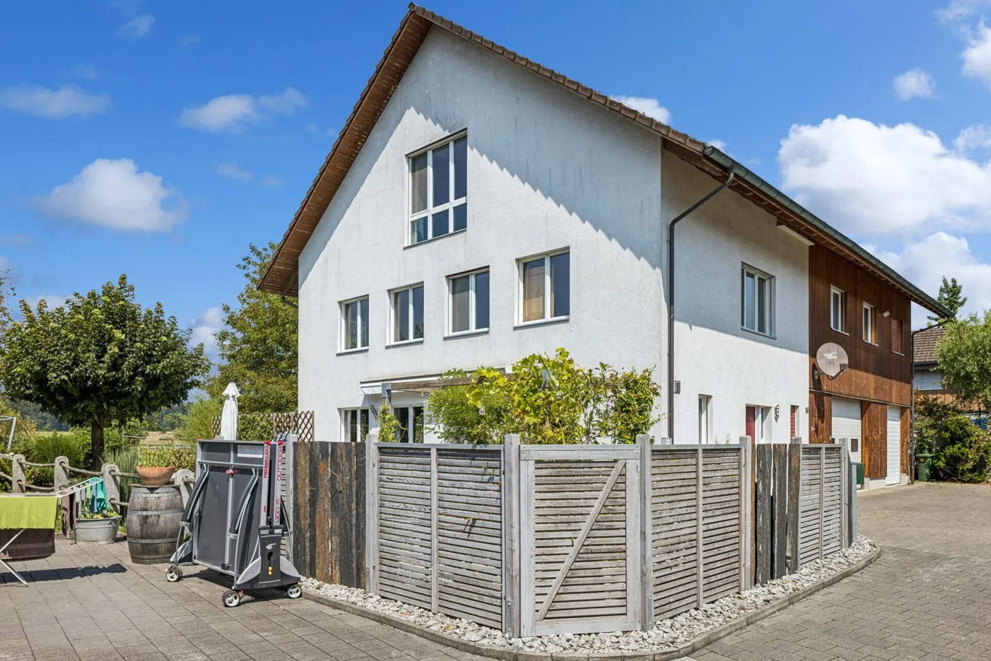 Charming 5.5-Room Semi-Detached House with Green Retreat - Photo 25 of 25