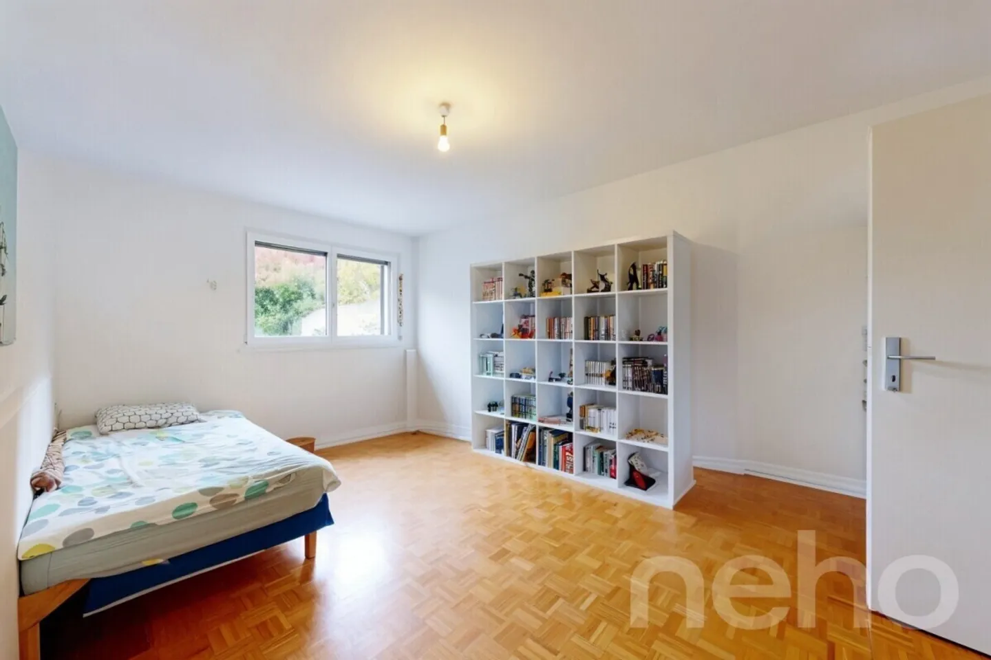 Bright duplex with large private garden - Photo 9 of 12