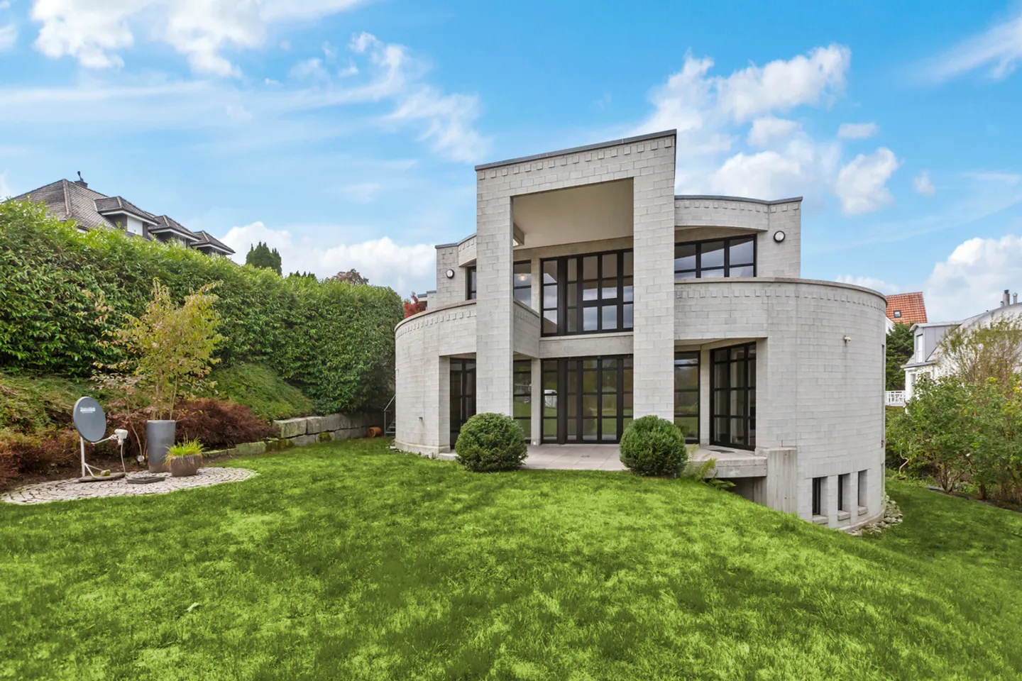 Einfamilienhaus mieten - Foto 1 von 5
