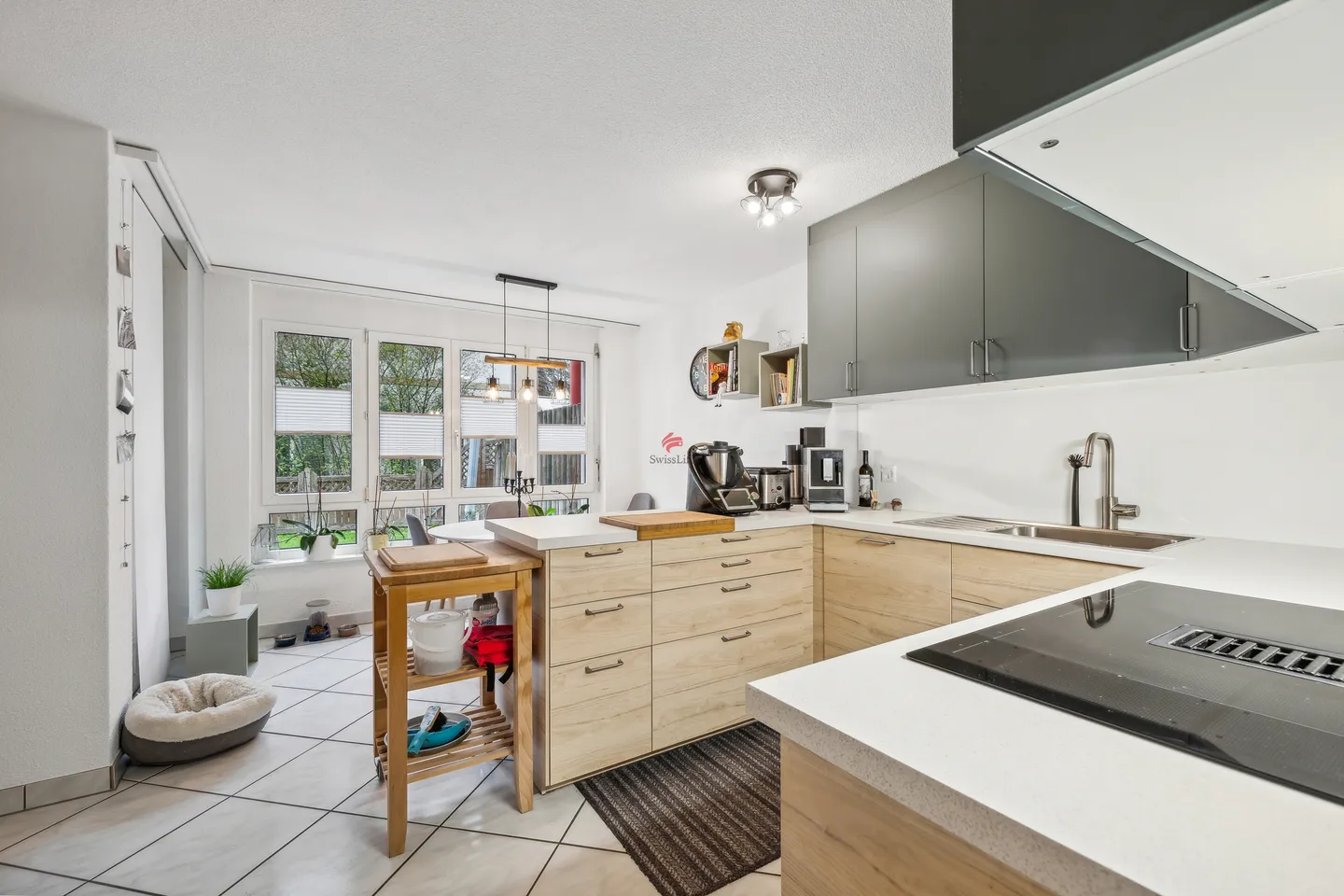 Move in, feel good, be at home. - Photo 7 of 11