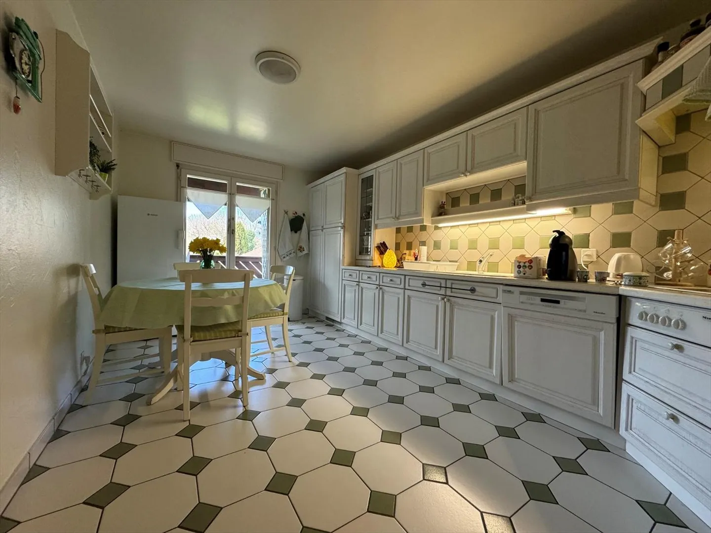 Prächtiges Dachgeschoß-Duplex-Apartment in Cartigny - Foto 4 von 6