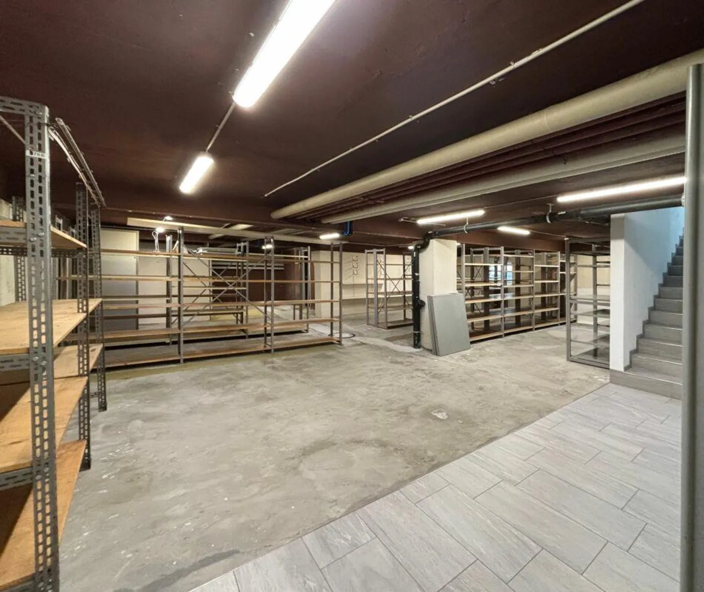 Spazio commerciale nel centro di Arbon - Foto 6 di 8