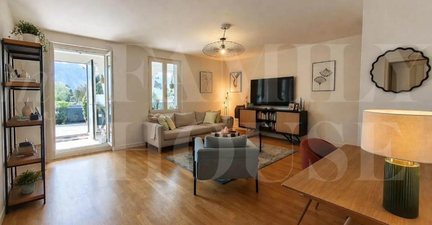 Very nice apartment located in the heart of the hamlet of Villette - Photo 2 of 9
