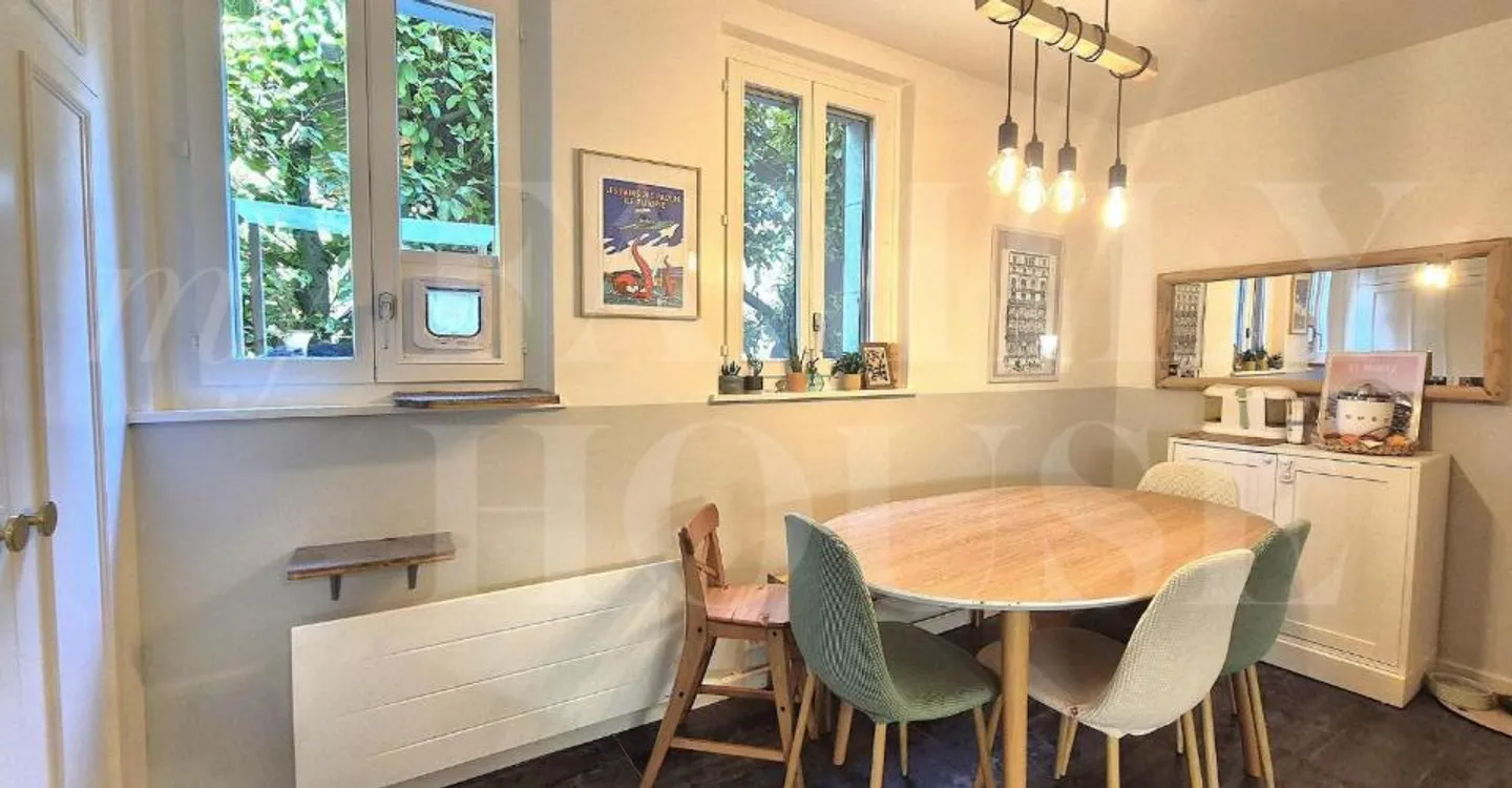 Very nice apartment located in the heart of the hamlet of Villette - Photo 4 of 9