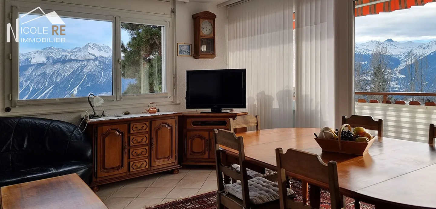 Appartement lumineux 4.5 pièces - Photo 4 sur 13