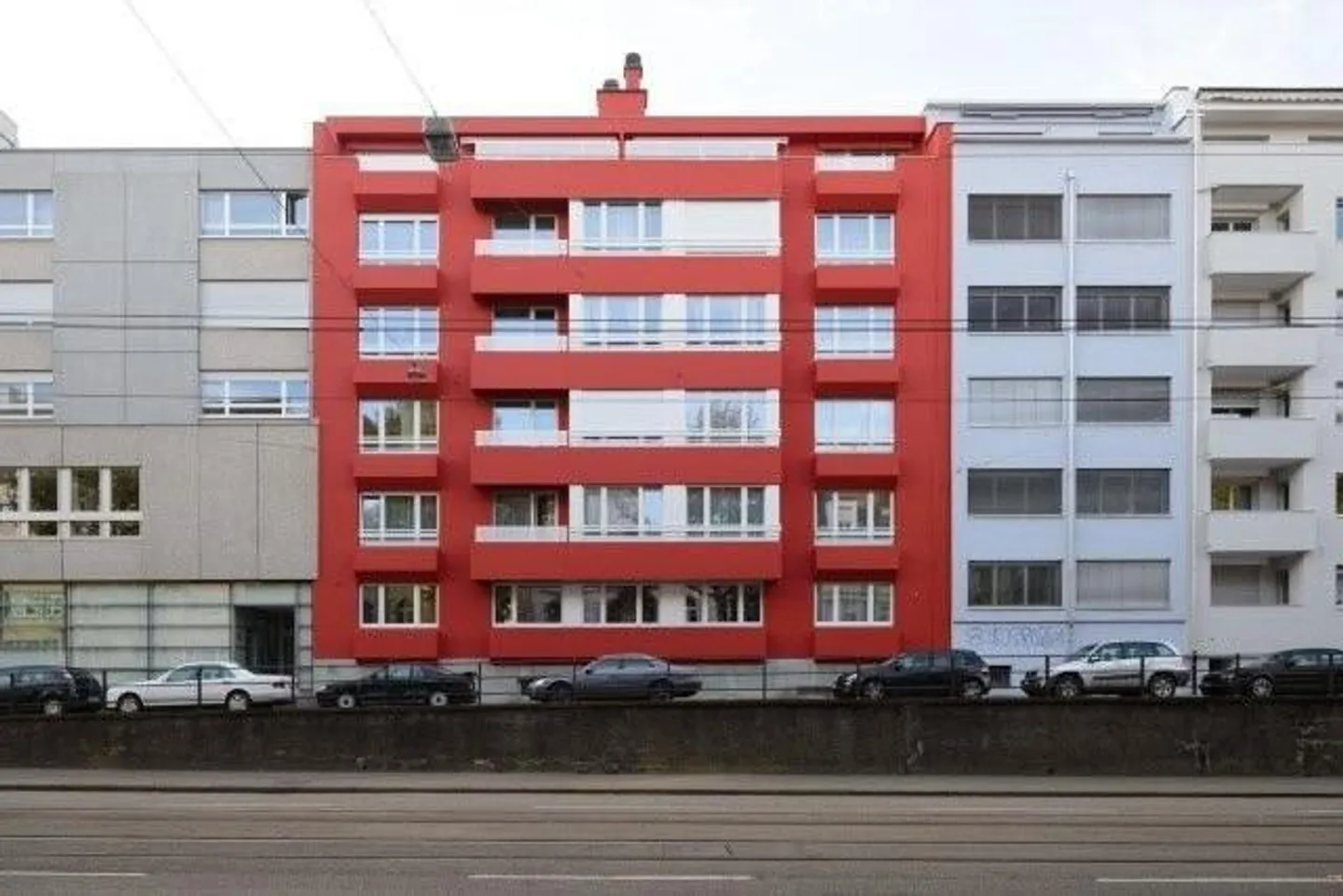 Living in a vibrant city quarter - Photo 1 of 5