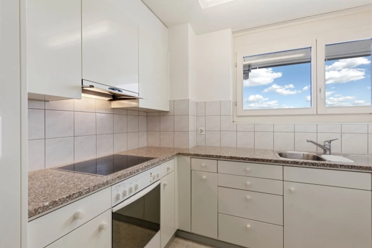 Wohnung mieten - Foto 2 von 8