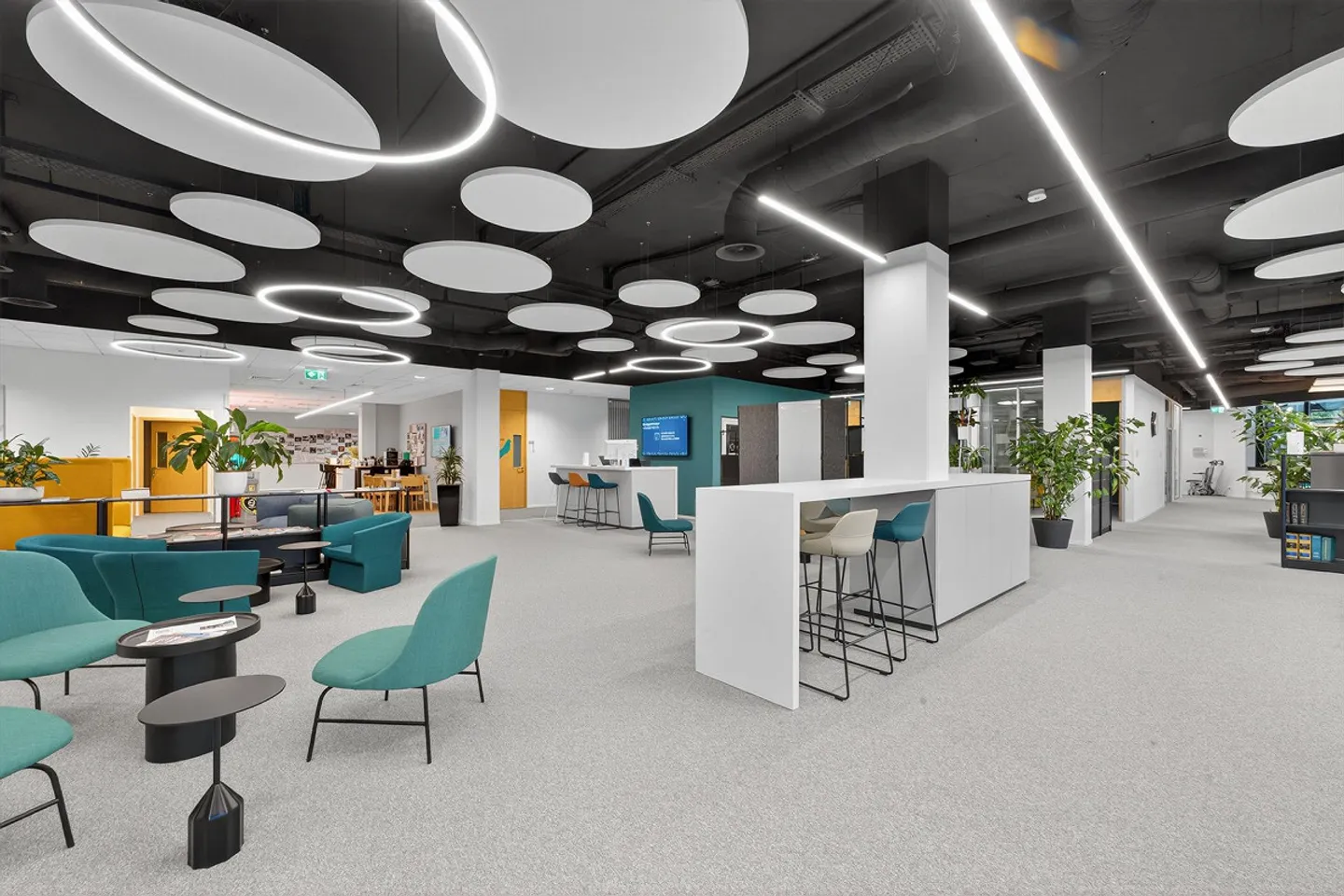 Spazio ufficio esclusivo di 1600 m² a Kriens – pronto per l'occupazione nel 2026 - Foto 2 di 15