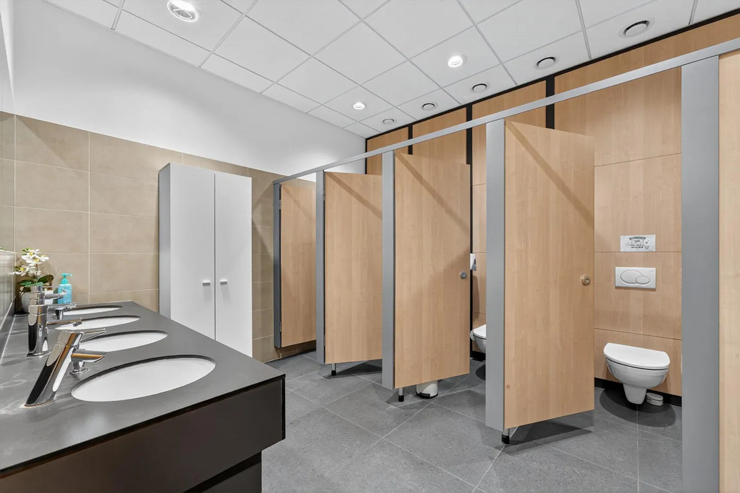 Spazio ufficio esclusivo di 1600 m² a Kriens – pronto per l'occupazione nel 2026 - Foto 13 di 15